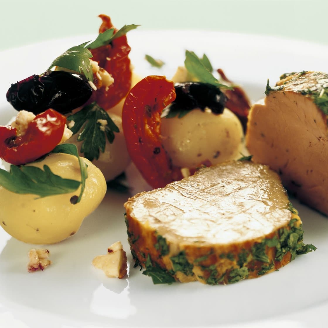 Svinemørbrad med krydderurter og kartofler mediterranean